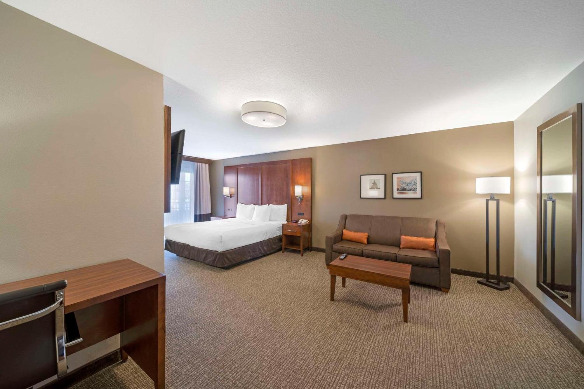 Comfort Suites Red Bluff Near I-5 Dış mekan fotoğraf