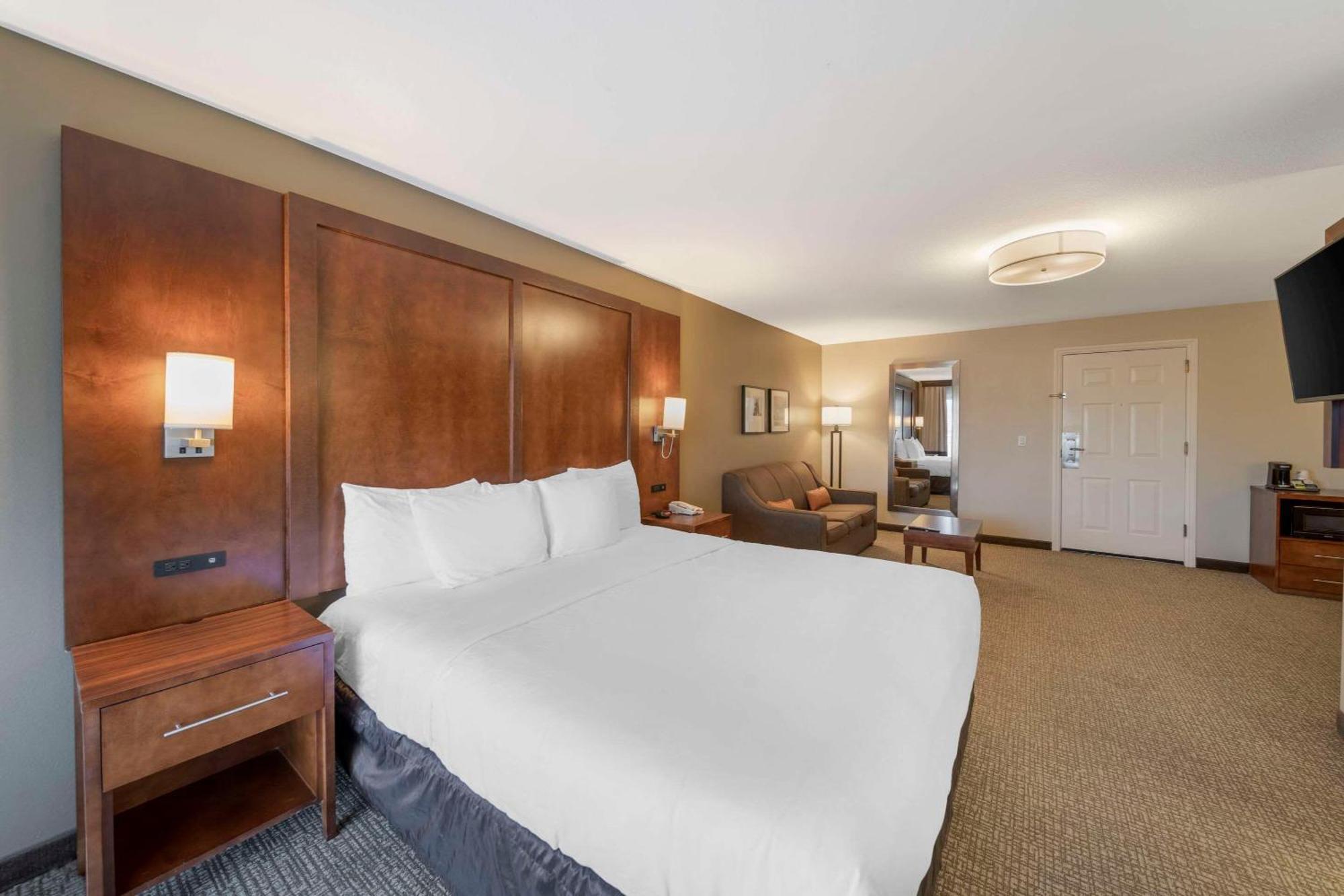 Comfort Suites Red Bluff Near I-5 Dış mekan fotoğraf