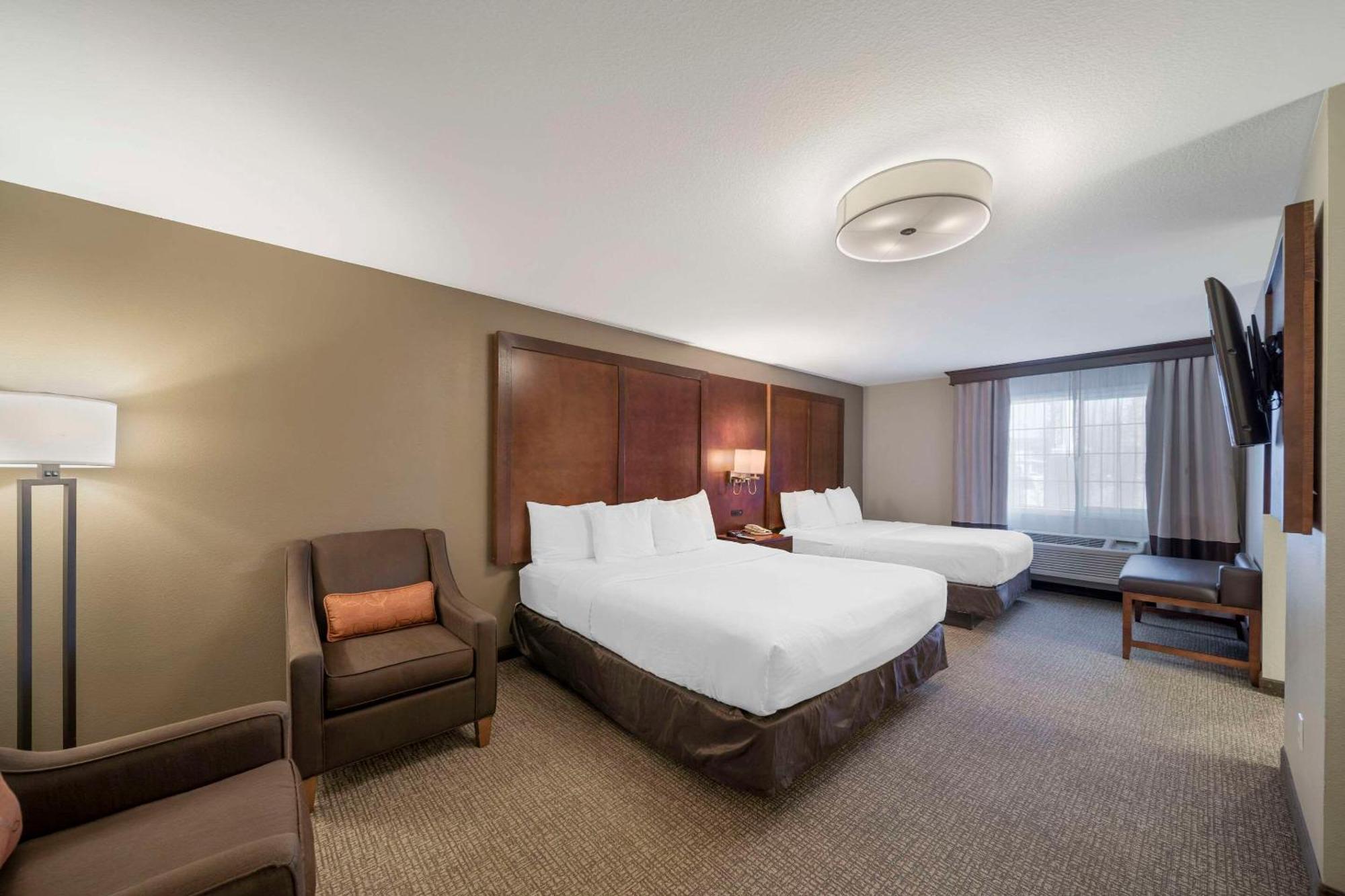 Comfort Suites Red Bluff Near I-5 Dış mekan fotoğraf