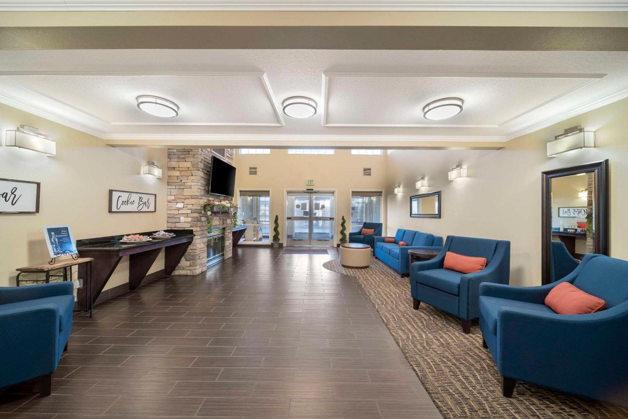 Comfort Suites Red Bluff Near I-5 Dış mekan fotoğraf