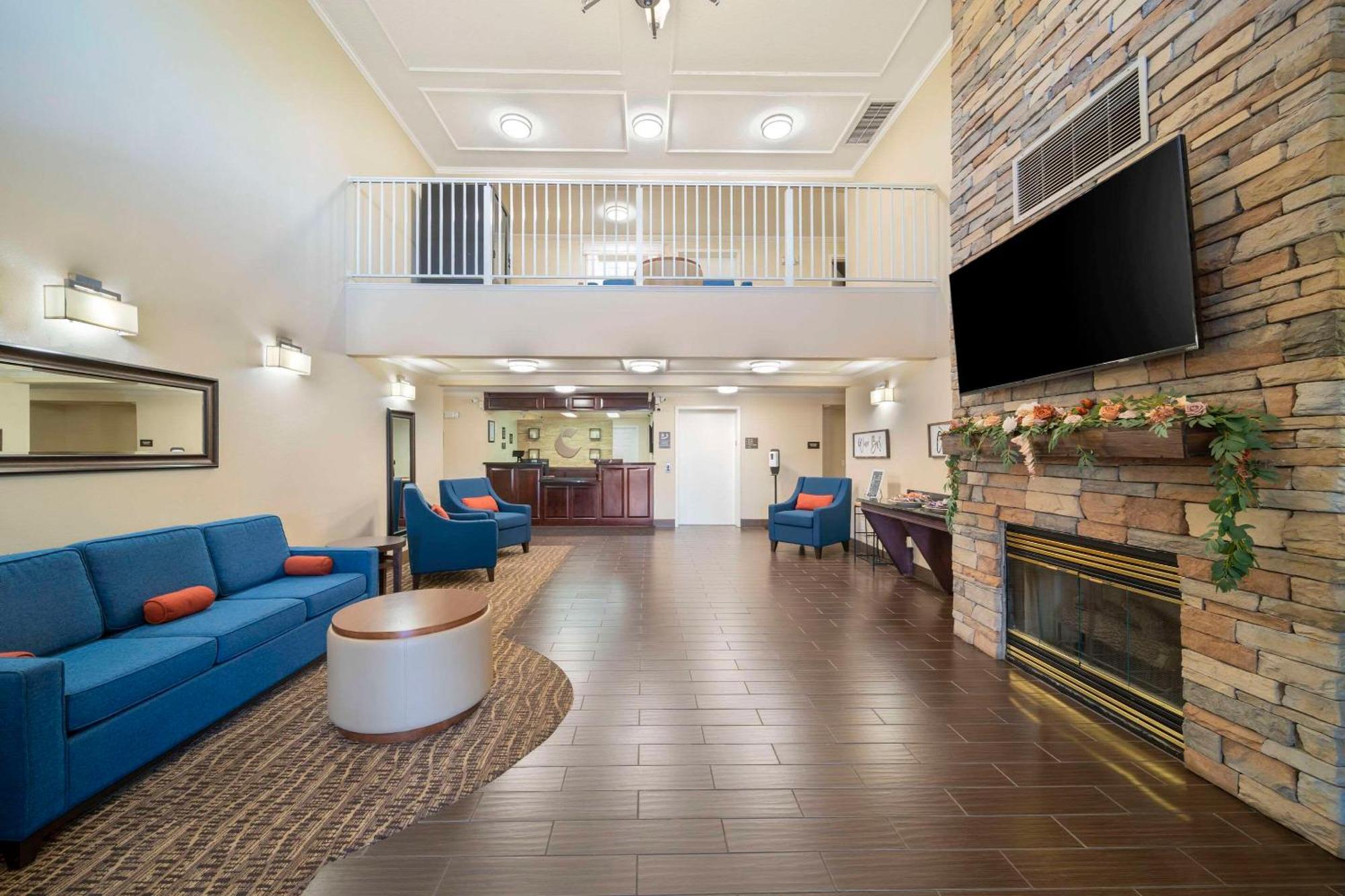Comfort Suites Red Bluff Near I-5 Dış mekan fotoğraf